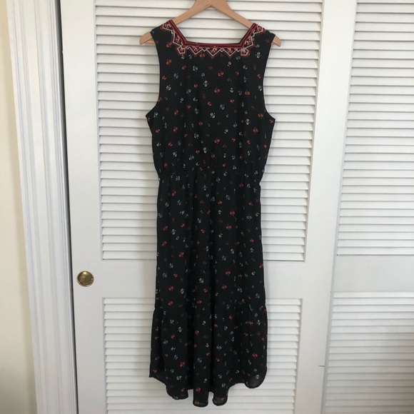 GAP • Boho sprig floral midi w/embroidered yoke - Picture 4 of 8